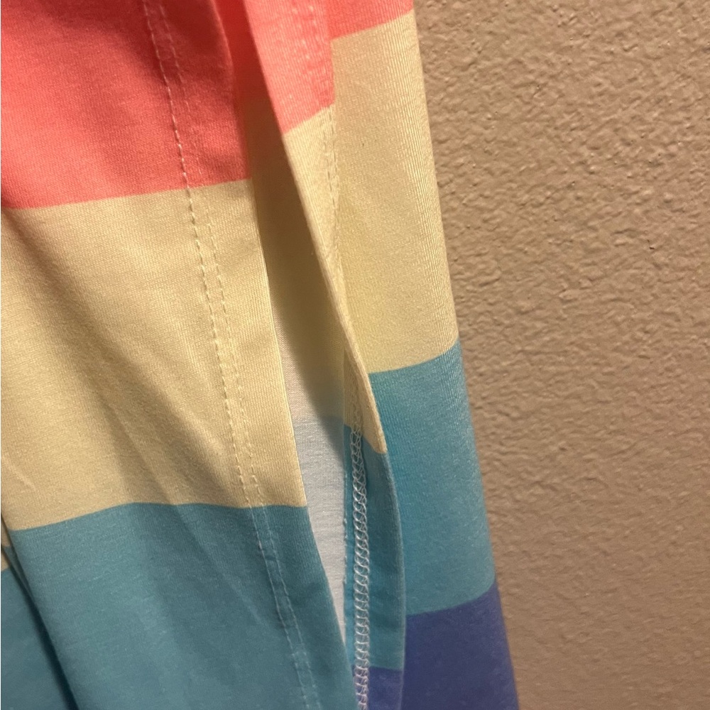 Cute colorful dress with pockets - Picture 2 of 8